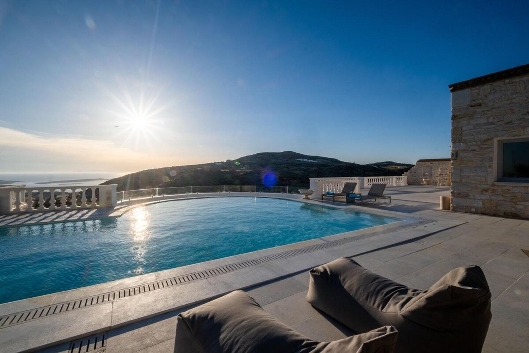 Luxury Villa Aethra -Island Living Paros- ภายนอก รูปภาพ