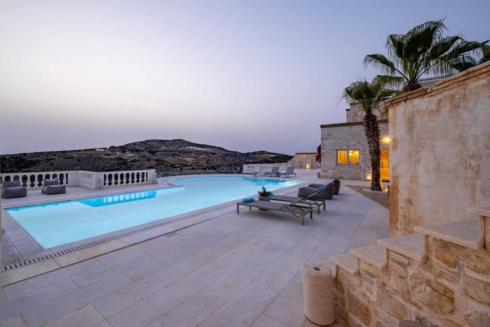 Luxury Villa Aethra -Island Living Paros- ภายนอก รูปภาพ